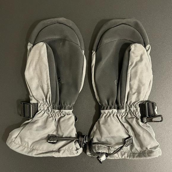 Grey & Black Winter Mittens With Glove Inserts - Youth Size Large - Picture 2 of 7